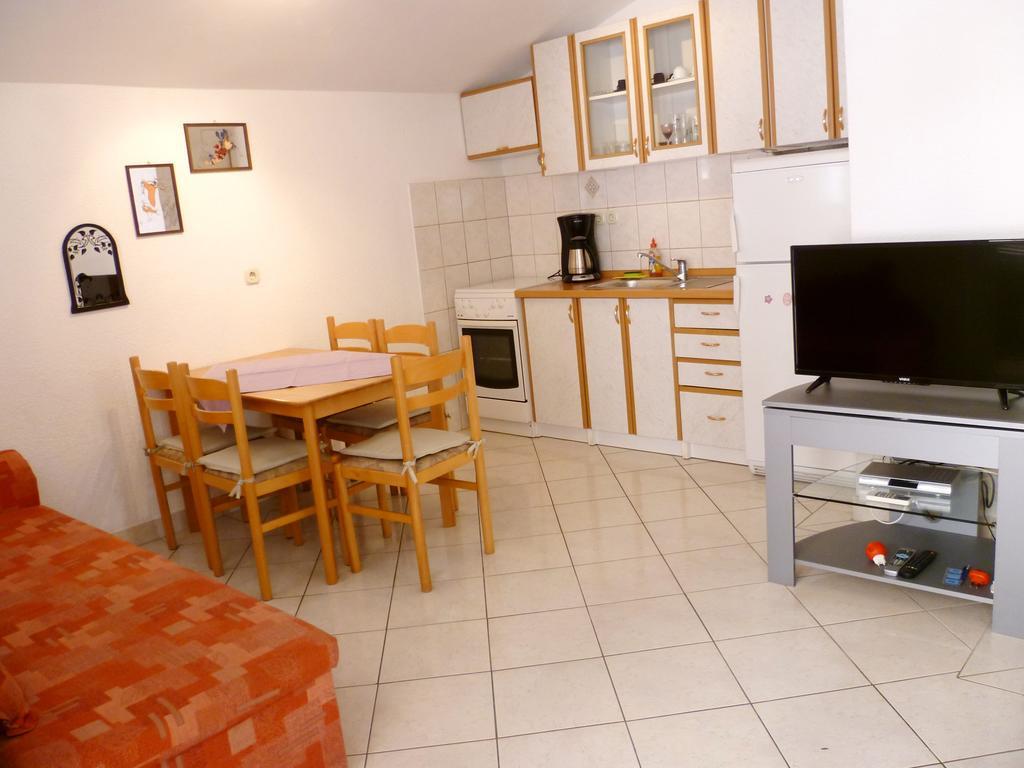 Apartments Sanda Tribunj Tribunj  Bagian luar foto