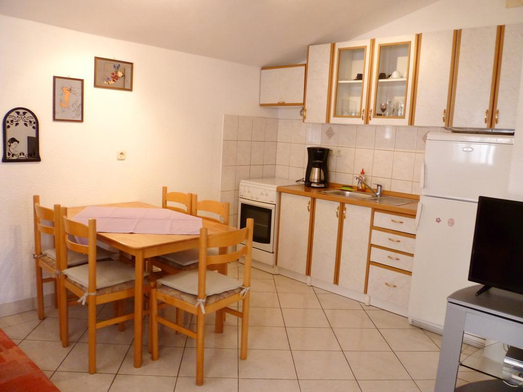 Apartments Sanda Tribunj Tribunj  Bagian luar foto