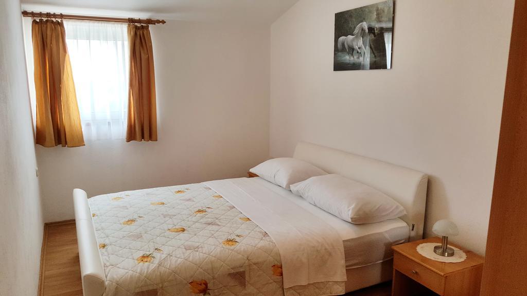 Apartments Sanda Tribunj Tribunj  Bagian luar foto