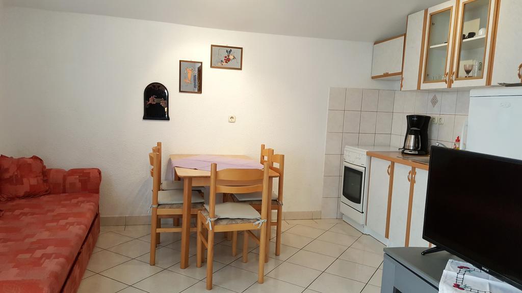 Apartments Sanda Tribunj Tribunj  Bagian luar foto