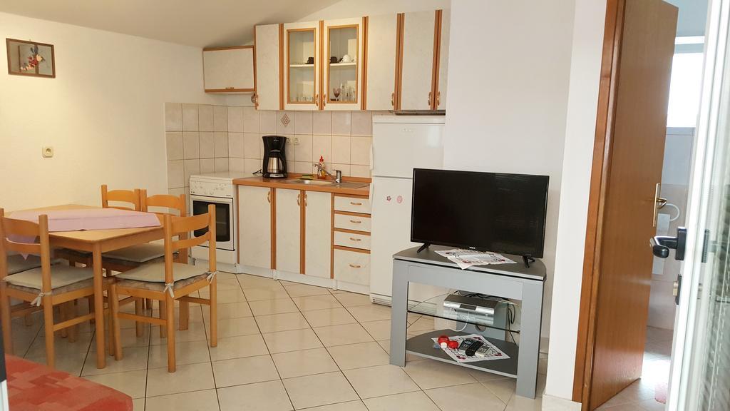 Apartments Sanda Tribunj Tribunj  Bagian luar foto