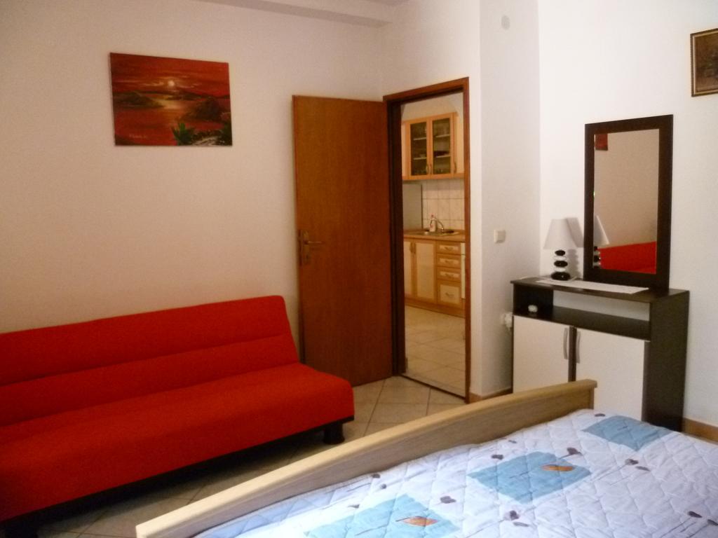 Apartments Sanda Tribunj Tribunj  Bagian luar foto